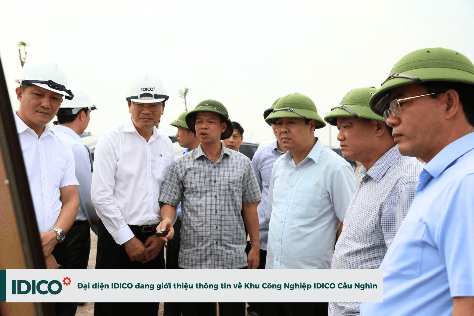 Đại diện IDICO đang giới thiệu thông tin về Khu Công Nghiệp IDICO Cầu Nghìn.png