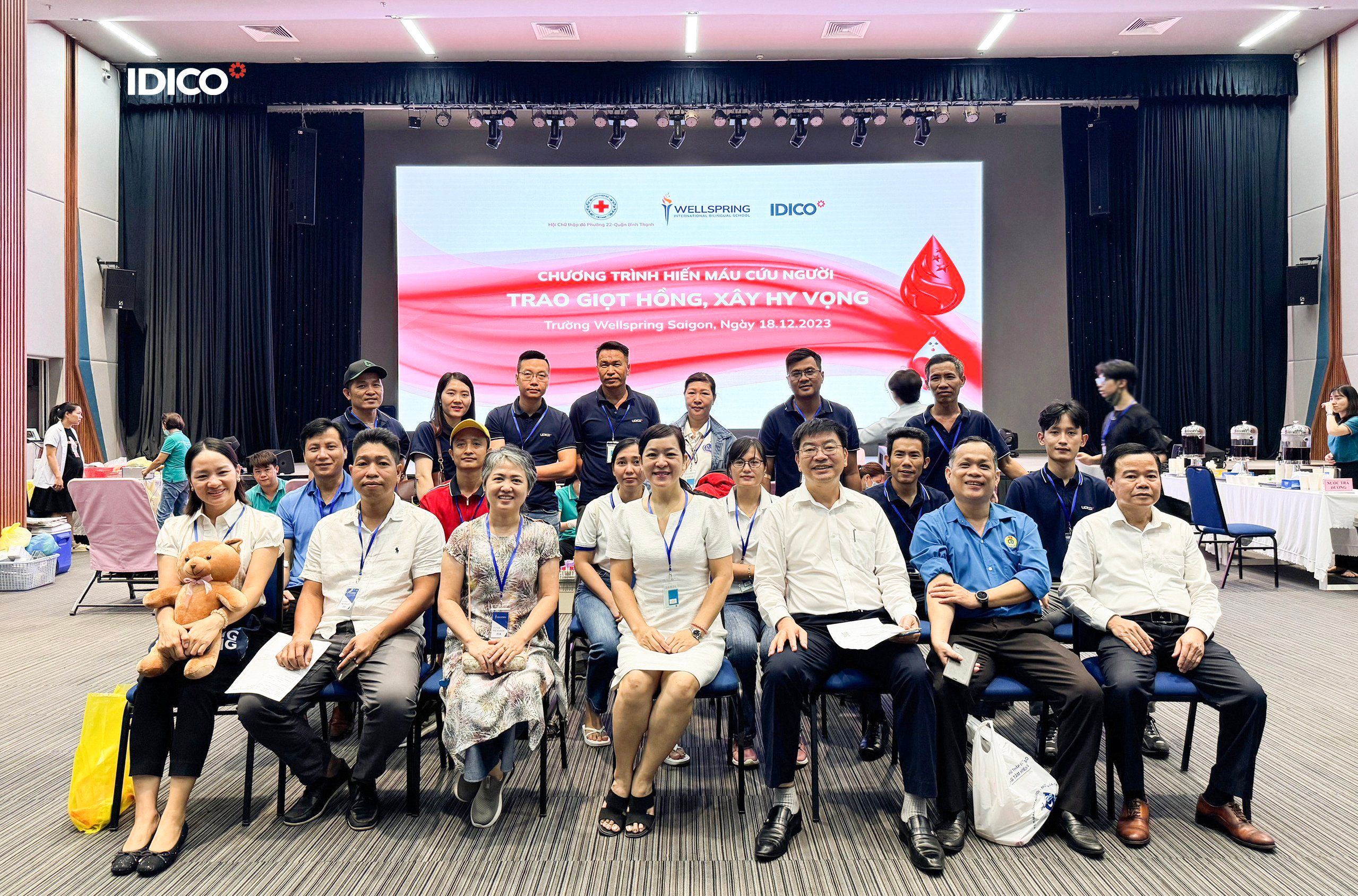 Idico-tham-gia-chuong-trinh-hien-mau-trao-giot-hong-xay-hy-vong-01.jpg