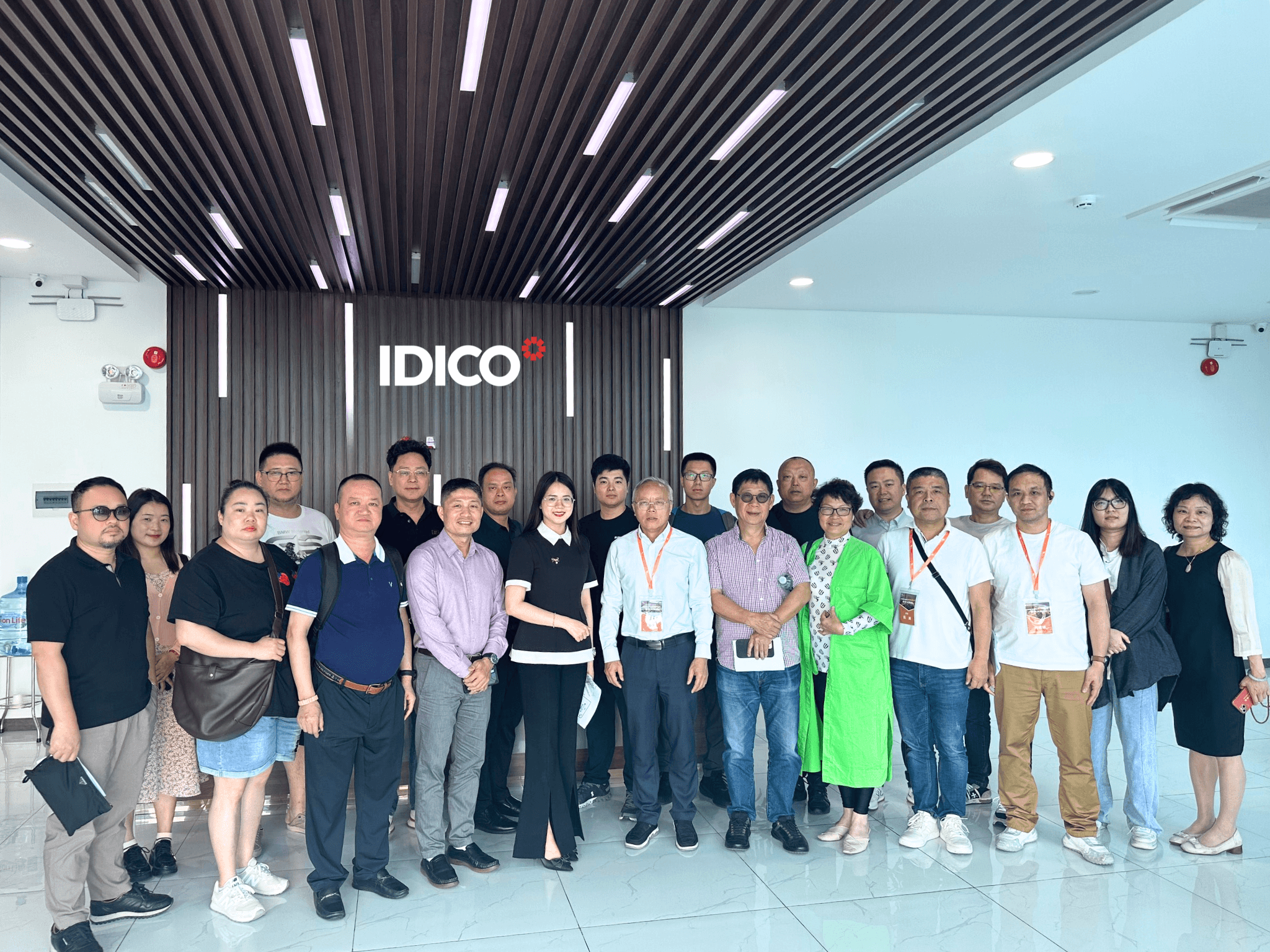 doan-cac-doanh-nghiep-trung-quoc-1.png
