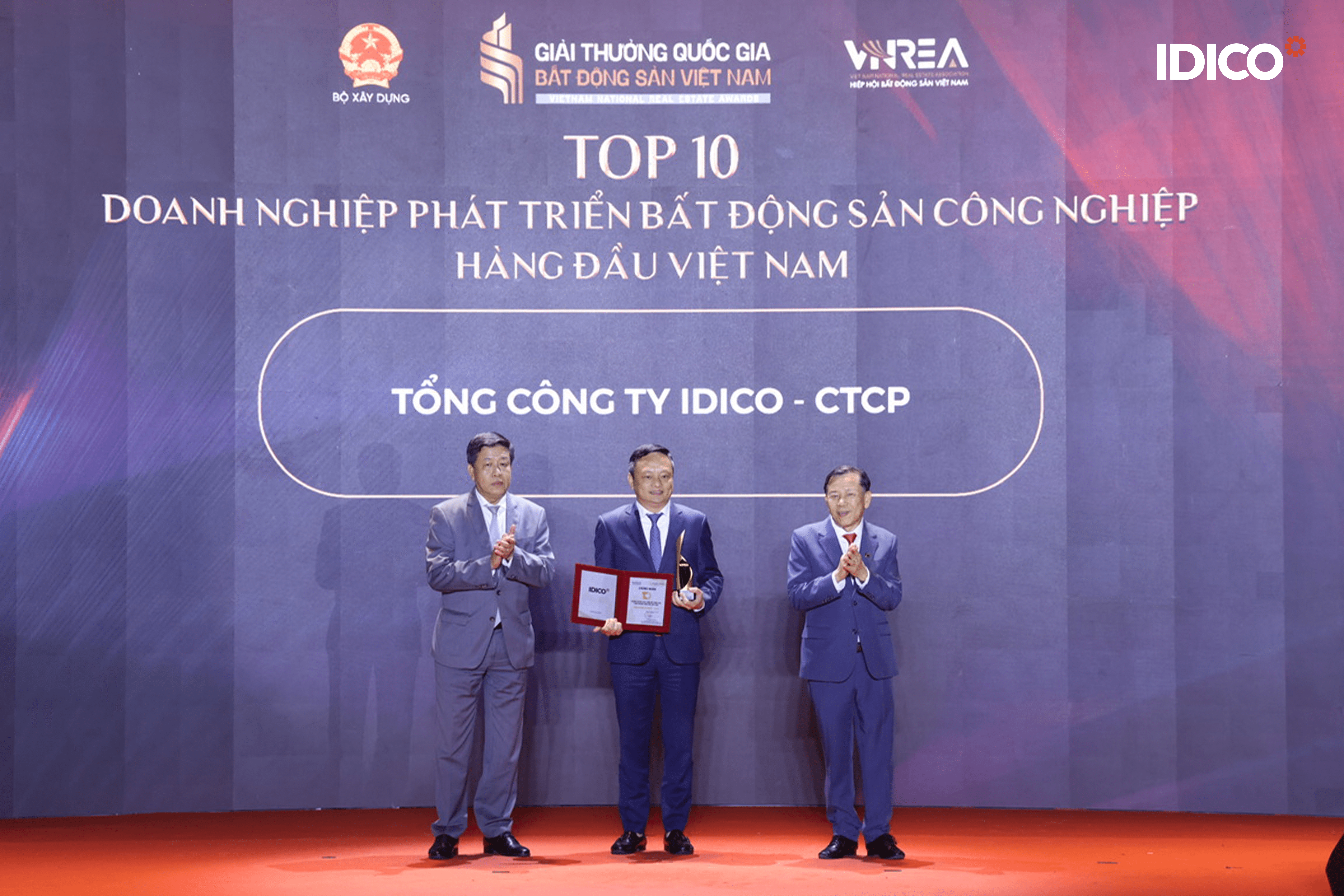 IDICO ĐƯỢC VINH DANH TOP 10 DOANH NGHIỆP PHÁT TRIỂN BẤT ĐỘNG SẢN CÔNG NGHIỆP HÀNG ĐẦU VIỆT NAM: TỪ KIẾN TẠO HẠ TẦNG ĐẾN HOÀN THIỆN HỆ SINH THÁI CÔNG NGHIỆP BỀN VỮNG VÀ ĐỒNG BỘ 